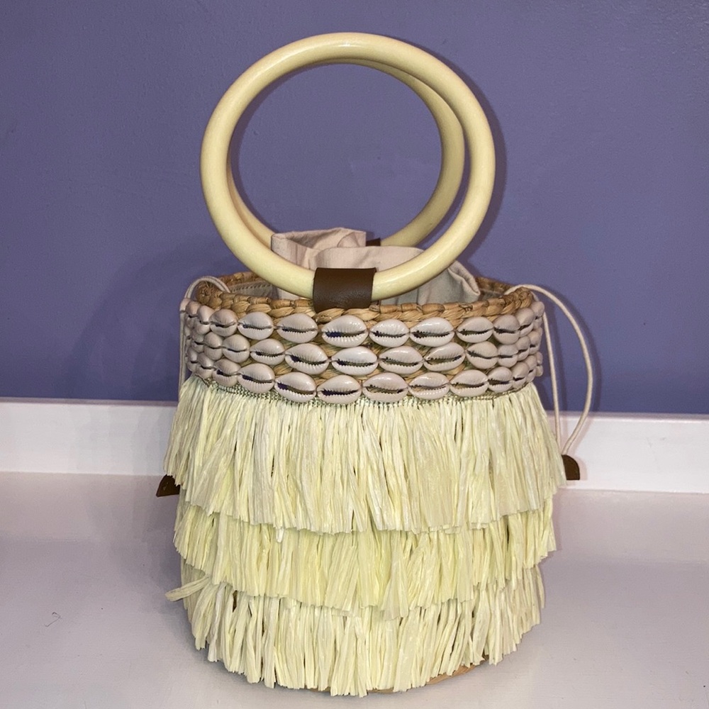 Poolside Brand Hula Hut Shell Embellished Raffia Fringe Bucket Bag.